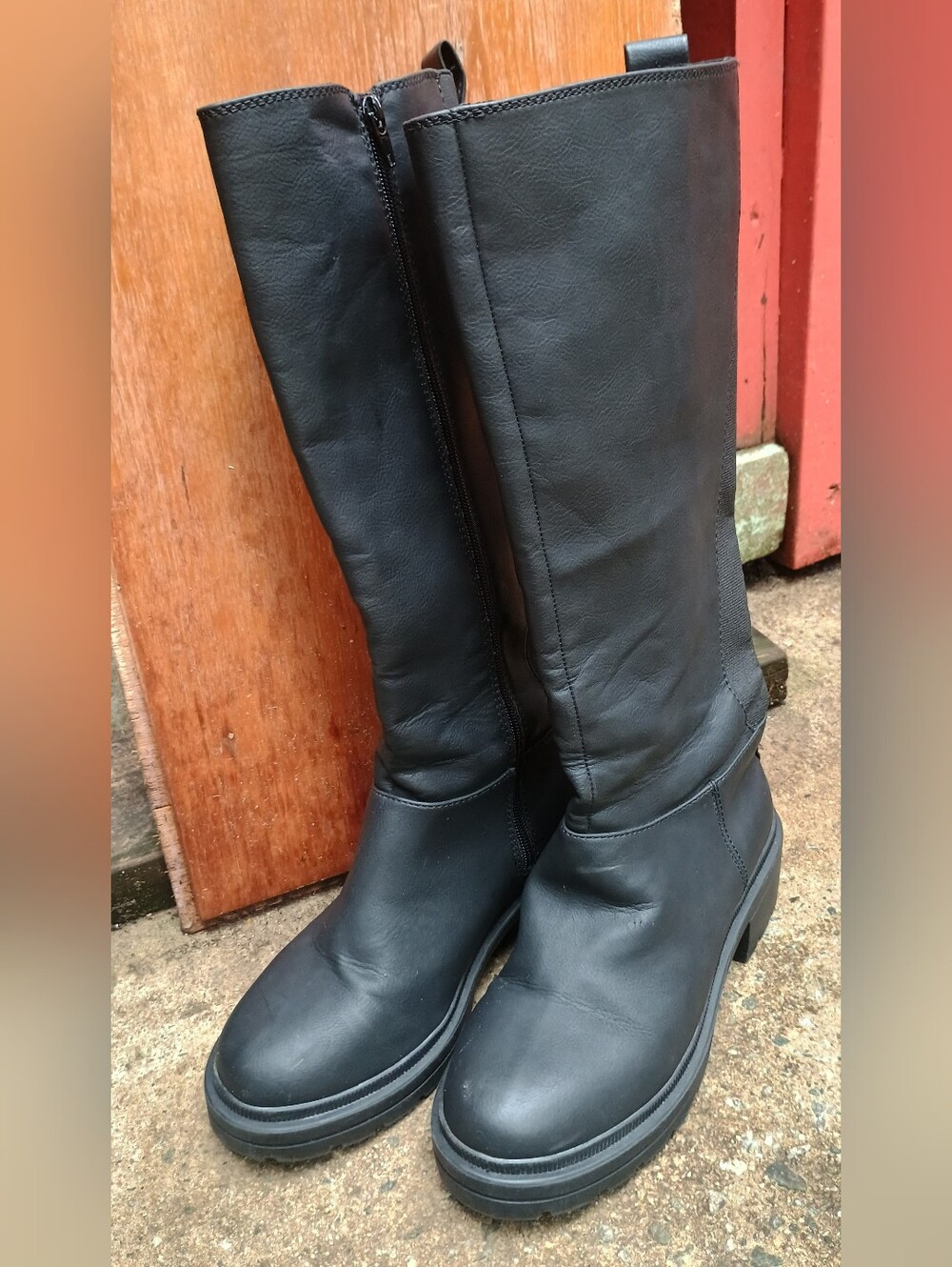 Rocket Dog Leather Boots LIKE NEW